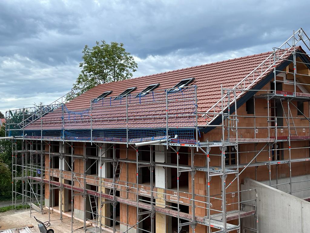 Neubau mit vorbereitetem Dach für PV-Installation